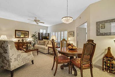 3301 Fairway Living:Dining
