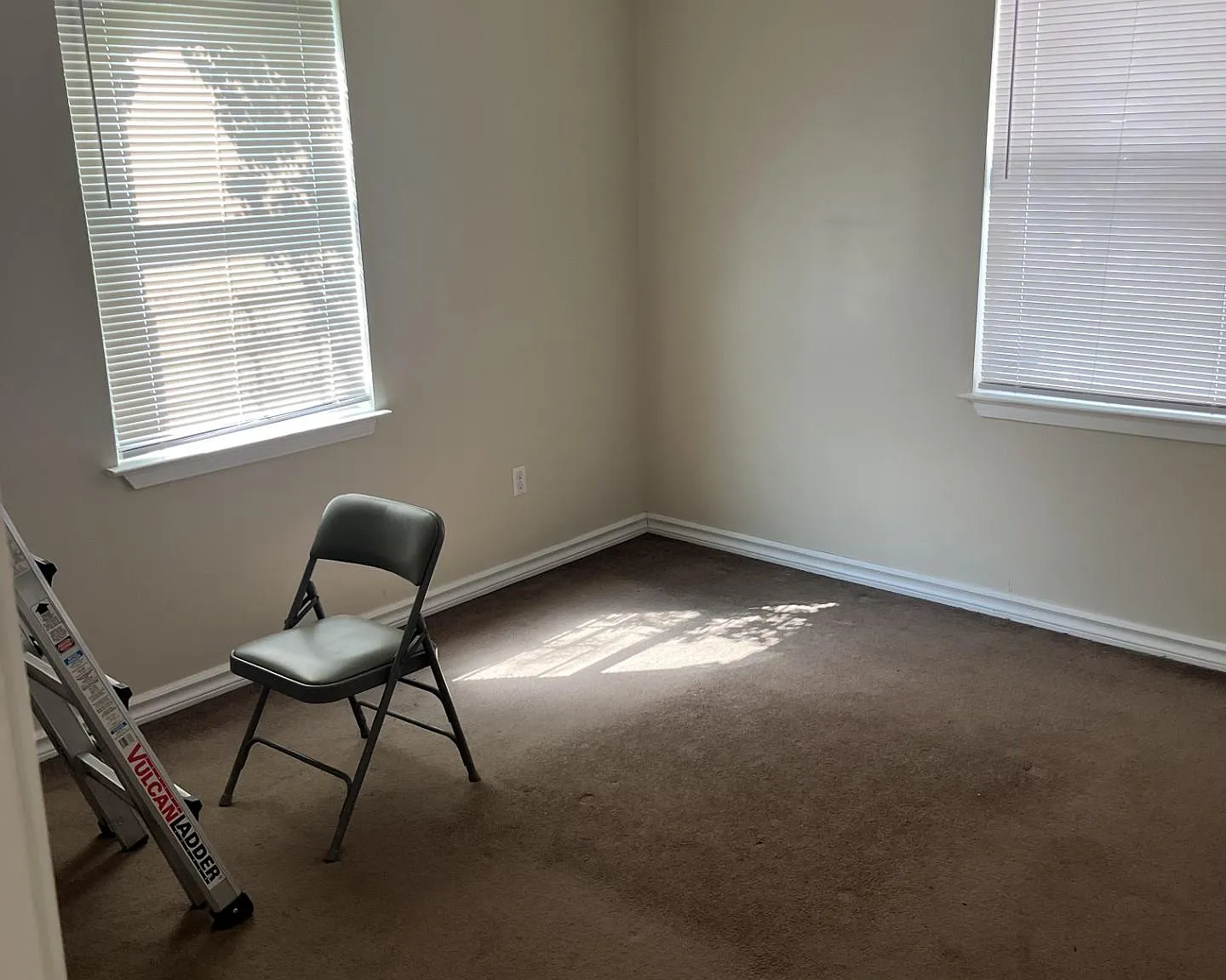 2 bed, 947 sqft, $1,200 — Photo 4