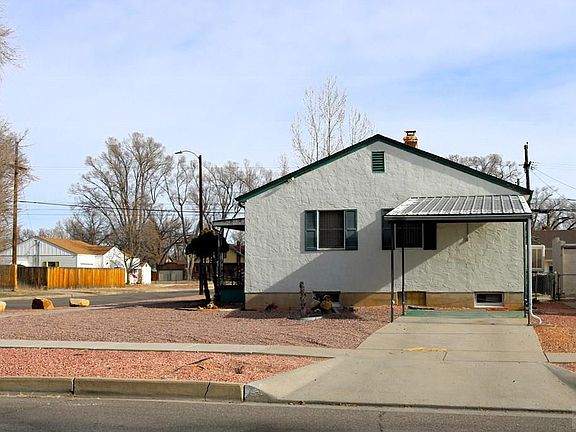3rd image of 648 Jackson St
