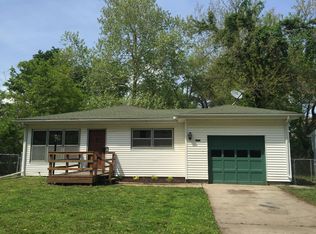 1432 W 19th Ter, Lawrence, KS 66046