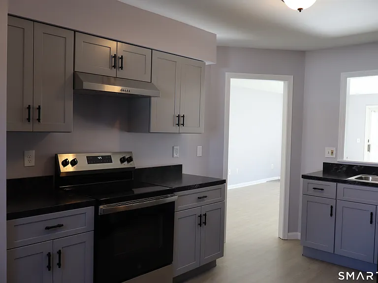 15 Boughton St #4 — Photo 4