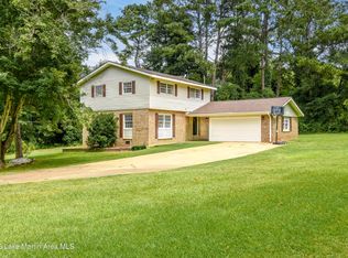 1458 Clubview Dr, Alexander City, AL 35010