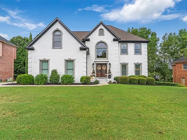 1580 Reindeer Rdg, Alpharetta, GA 30005