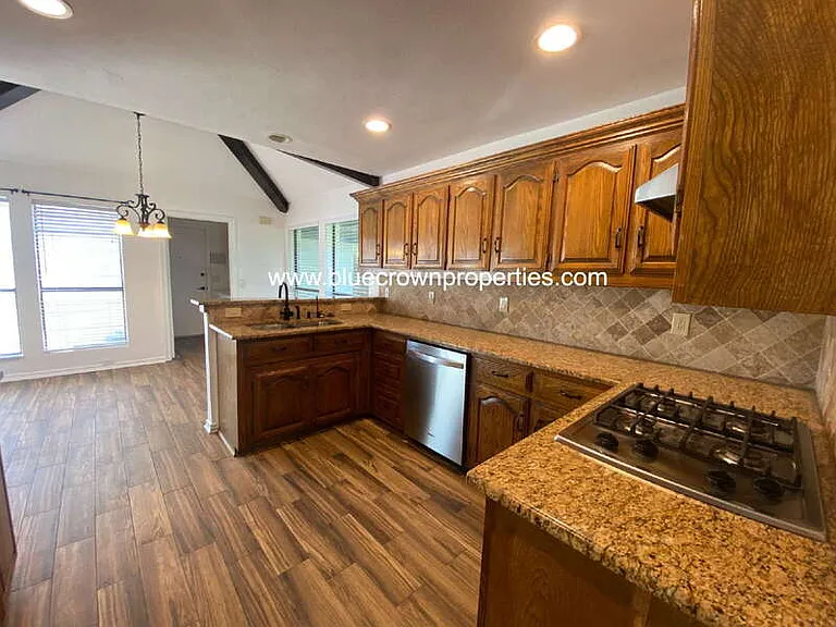 3736 Solarium Pl — Photo 6