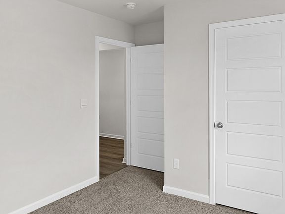 5th image of 104 Aurora Cir Lot 40
