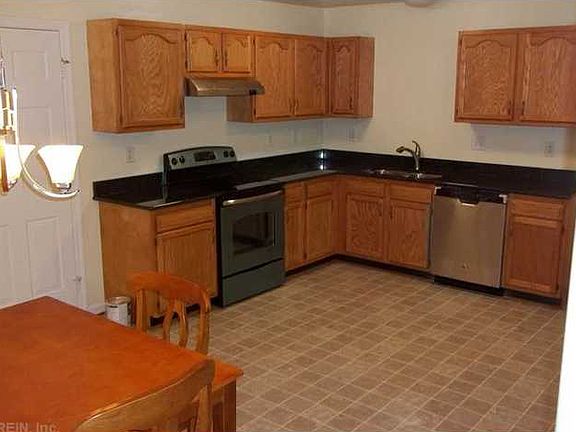 4th image of 6359 Scottsfield Dr