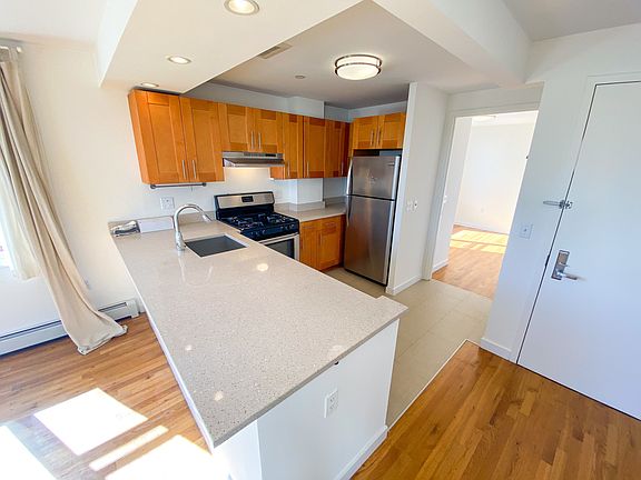 5th image of 25-45 Crescent St #5A