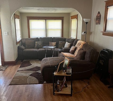 3rd image of 2218 Rugby Rd