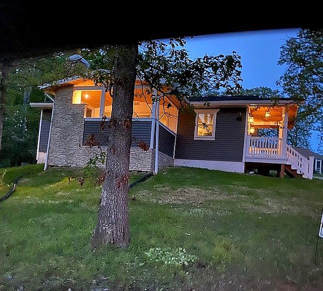 1st image of 63 N Lake Dr