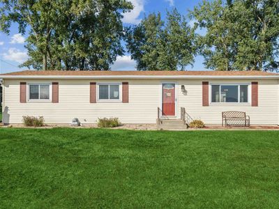 2165 332nd Ave, Dyersville, IA, 52040