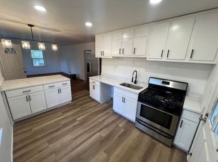 608 Byram St, Reading, PA 19606