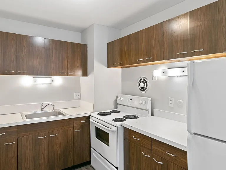 Groveland Apartment Partners (B)- Groveland Apartment Partners, LLC — Photo 21