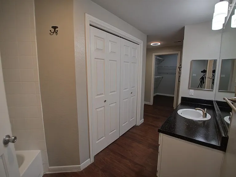 2320 Gracy Farms Ln #514 — Photo 20