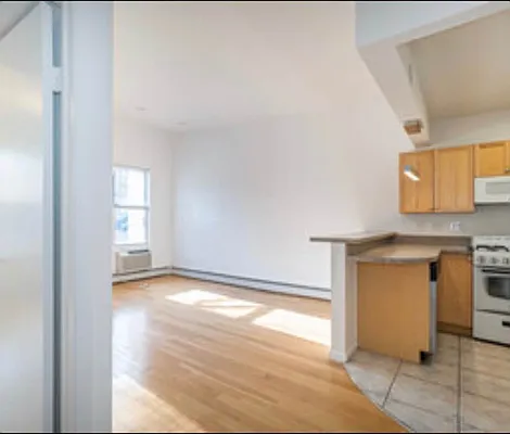 Rented by Wilk Real Estate | media 2