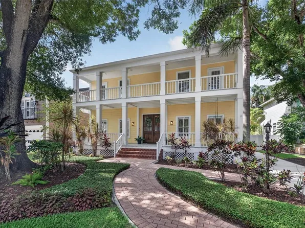4618 W Tennyson Ave, Tampa, FL 33629