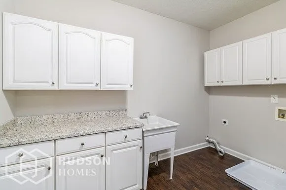 9150 Tarnwood Dr — Photo 16