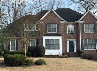 337 Vista Lake Dr, Suwanee, GA