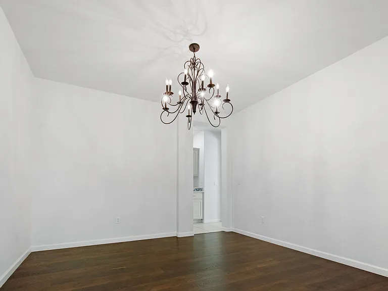 991 Zephyr Ln — Photo 18