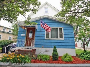 25 Thornall St, Carteret, NJ 07008