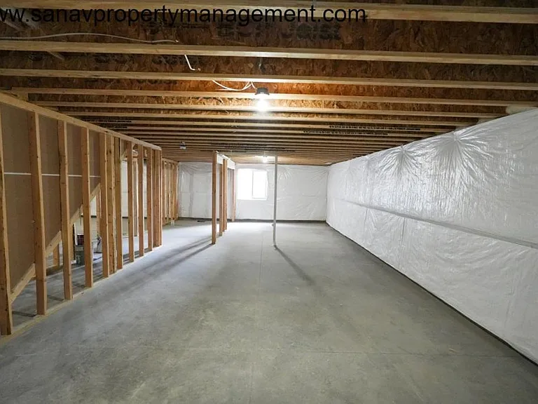 700 SE Mesa Dr — Photo 31