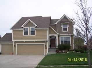 1605 NW 93rd St, Kansas City, MO 64155