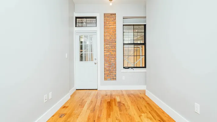 Rented by Nooklyn NYC LLC | media 7