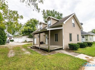 1043 S Clinton St, Defiance, OH 43512