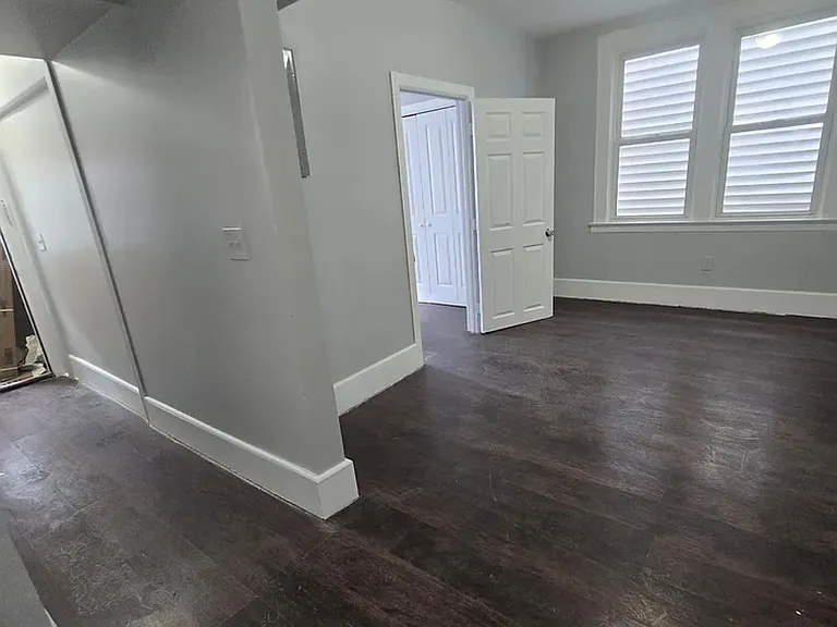 380 Sanford Ave #1L — Photo 8