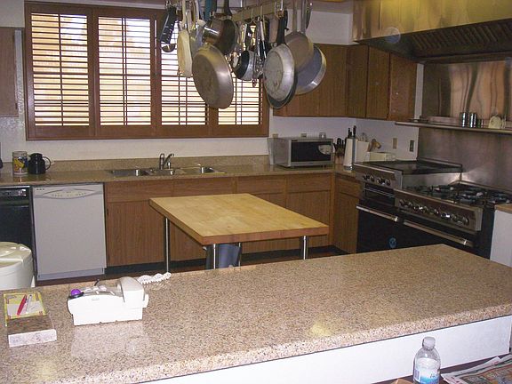 Upgraded Kitchen