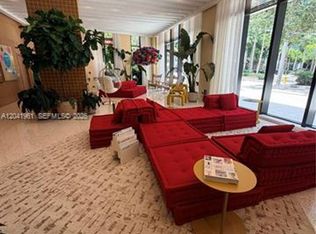 90 NE 32nd St #CU-702, Miami, FL 33137
