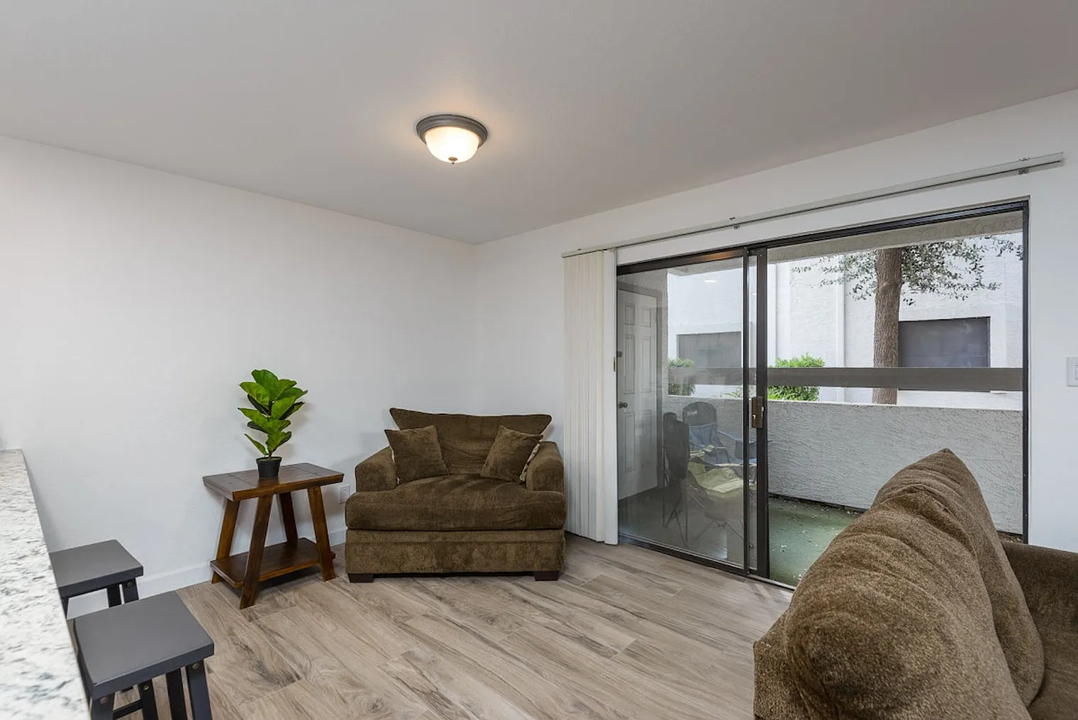 2 bed, 2.0 bath, $3,756 — Photo 2