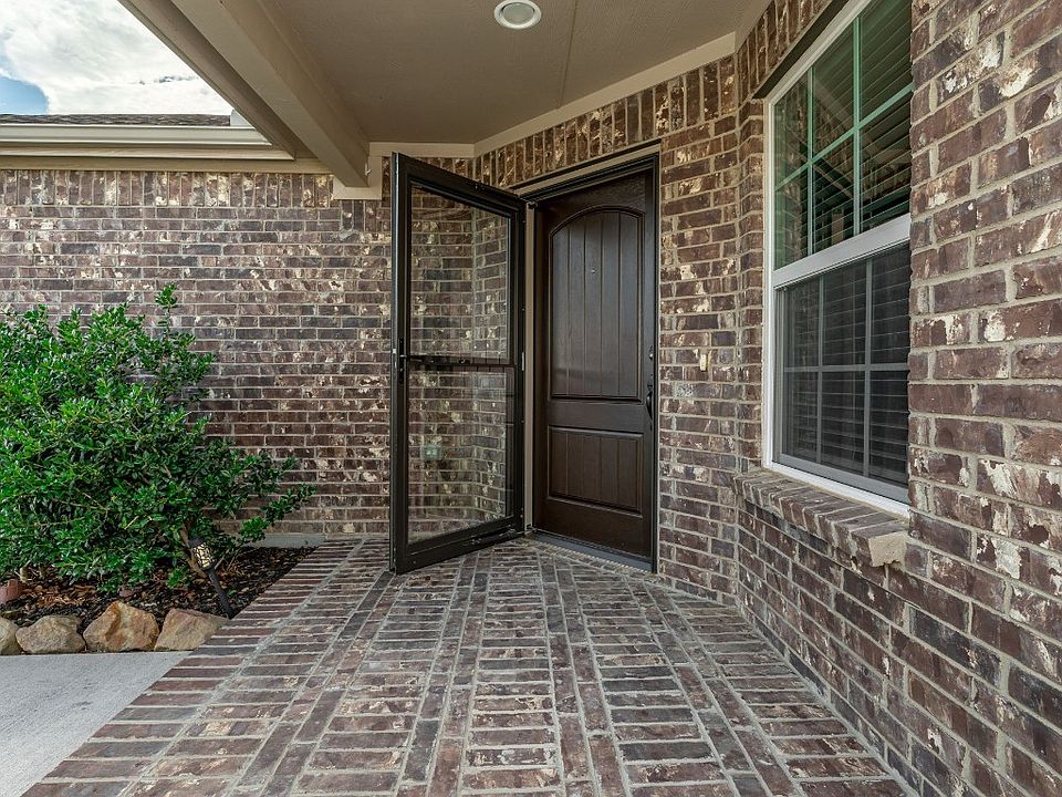 908 Freedom Ln, Aubrey, TX 76227 Zillow