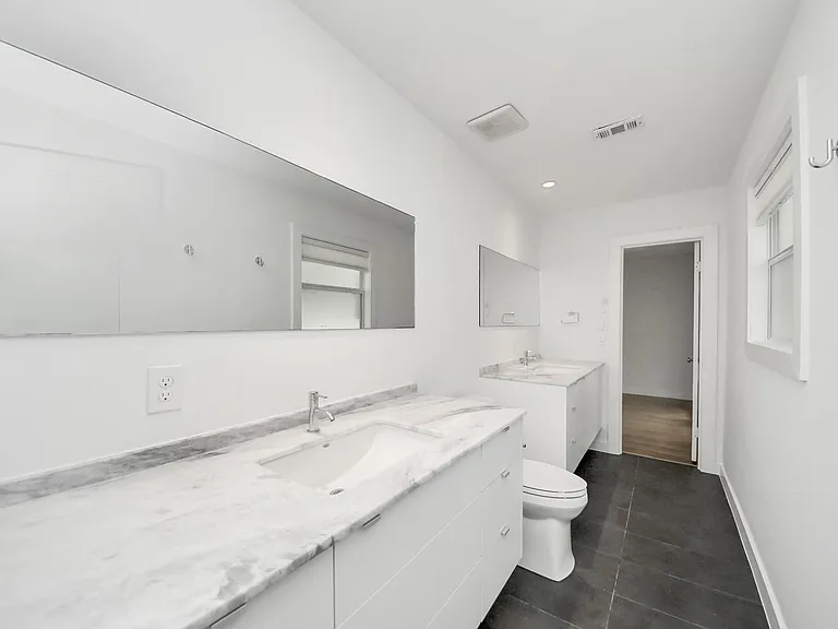 7610 Highmeadow Dr — Photo 43