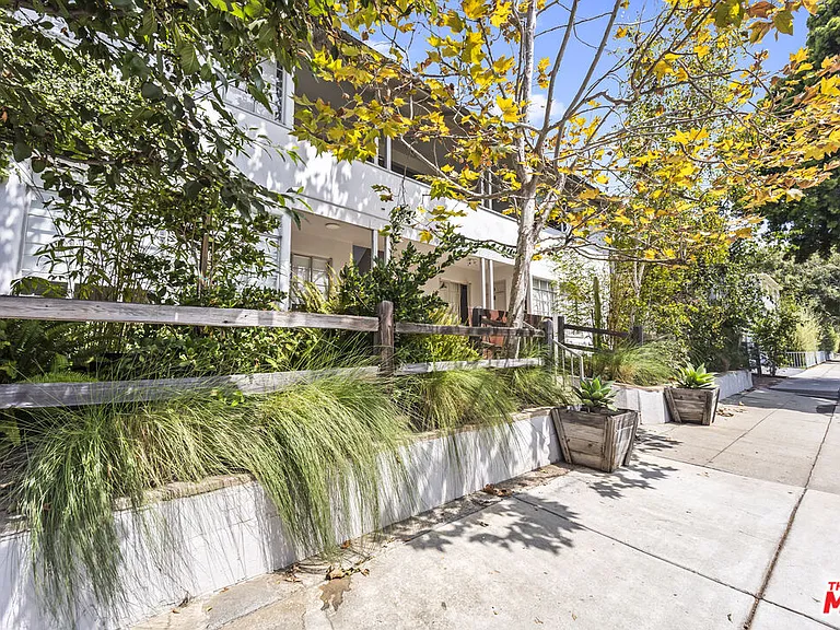 1807 Montana Ave #D — Photo 23