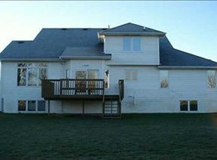 425 Whispering Pine Ave, Polk City, IA 50226