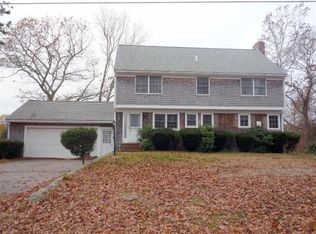 51 Tahanto Rd, Pocasset, MA 02559