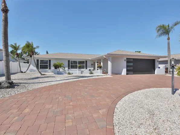 6518 Senegal Palm Way, Apollo Beach, FL 33572