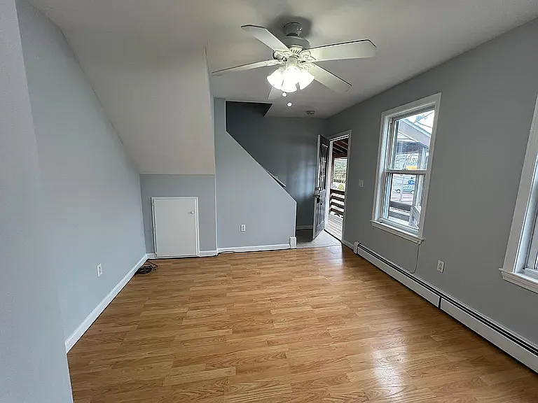 155R E Central St — Photo 8
