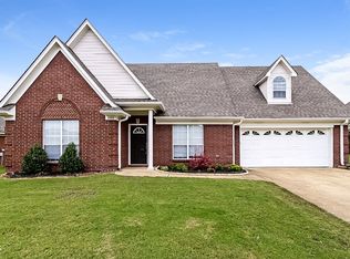 1426 Clockshop Dr, Hernando, MS 38632