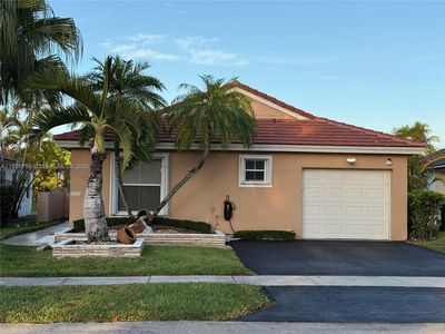 2002 NW 184th Way, Pembroke Pines, FL, 33029