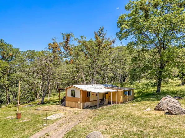 575 Cove Rd, Ashland, OR 97520