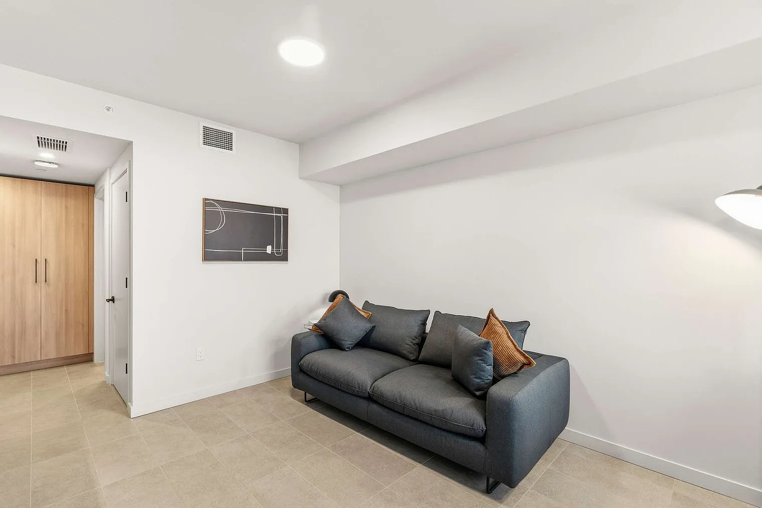 Studio, 1.0 bath, 441 sqft, $2,400 — Photo 1
