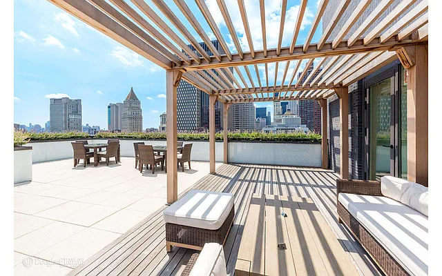 Sold by Douglas Elliman | media 32