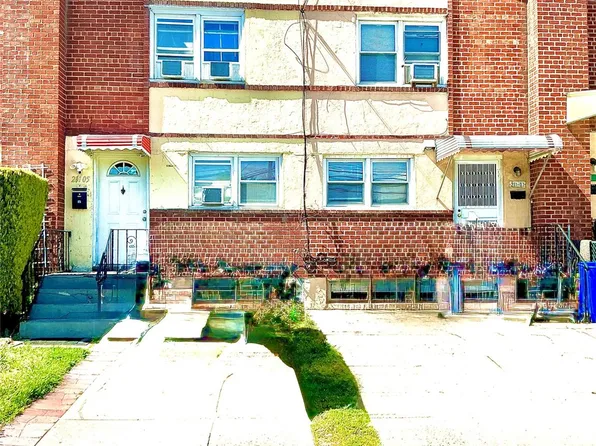 211-05 48 Avenue, Bayside, NY 11364