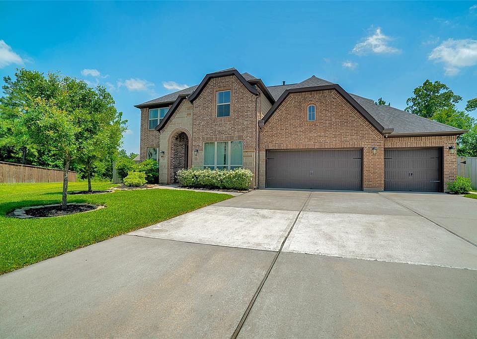1st image of 180 Wade Pointe Dr