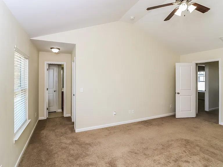 131 Terrace Walk — Photo 10