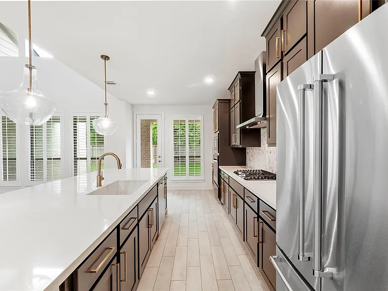 981 Cortez Creek Dr — Photo 3