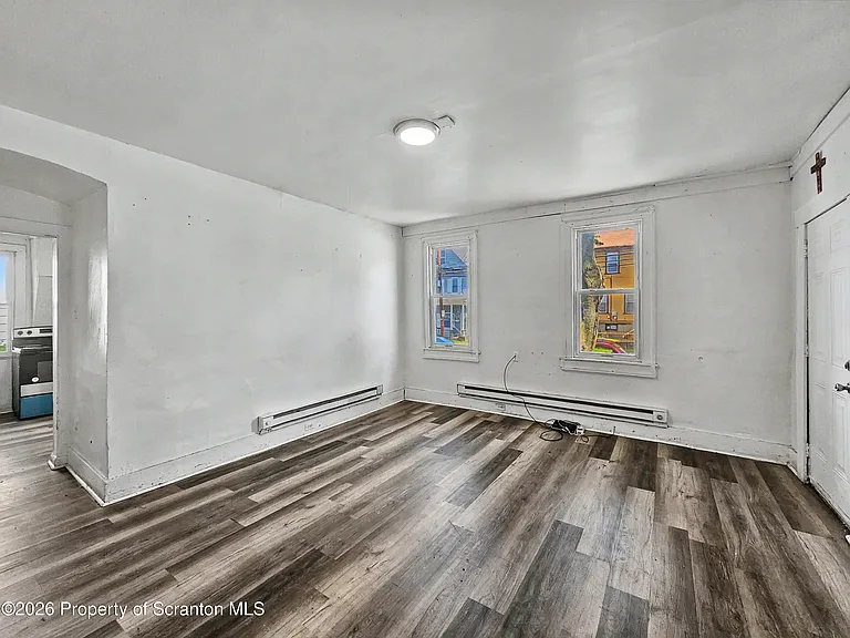 602 Prospect Ave #RIGHT — Photo 2