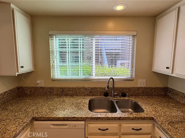 14 Woodleaf — Photo 9