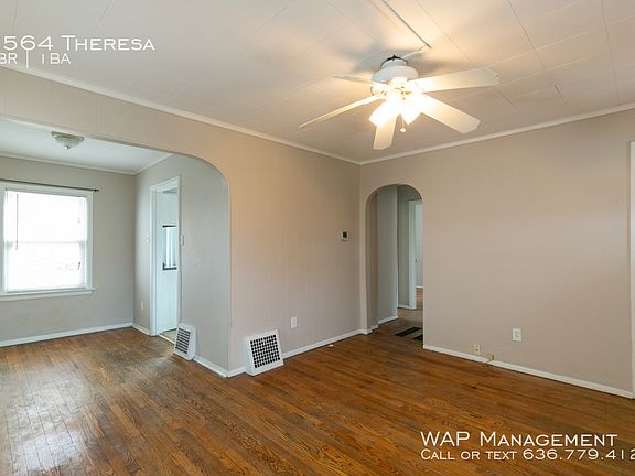 3rd image of 3564 Theresa Ave